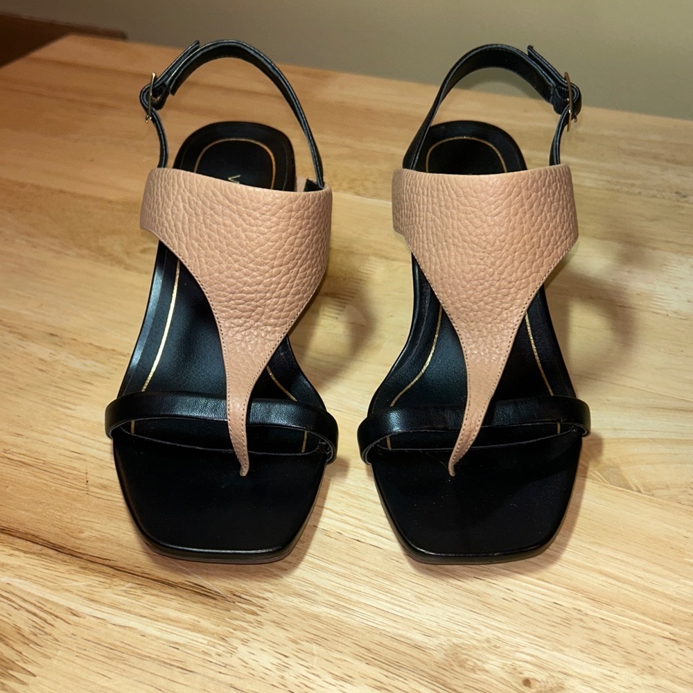 Vionic Alondra Black Tan Heels Dress Leather Sandals Women’s Size 7.5 Strappy